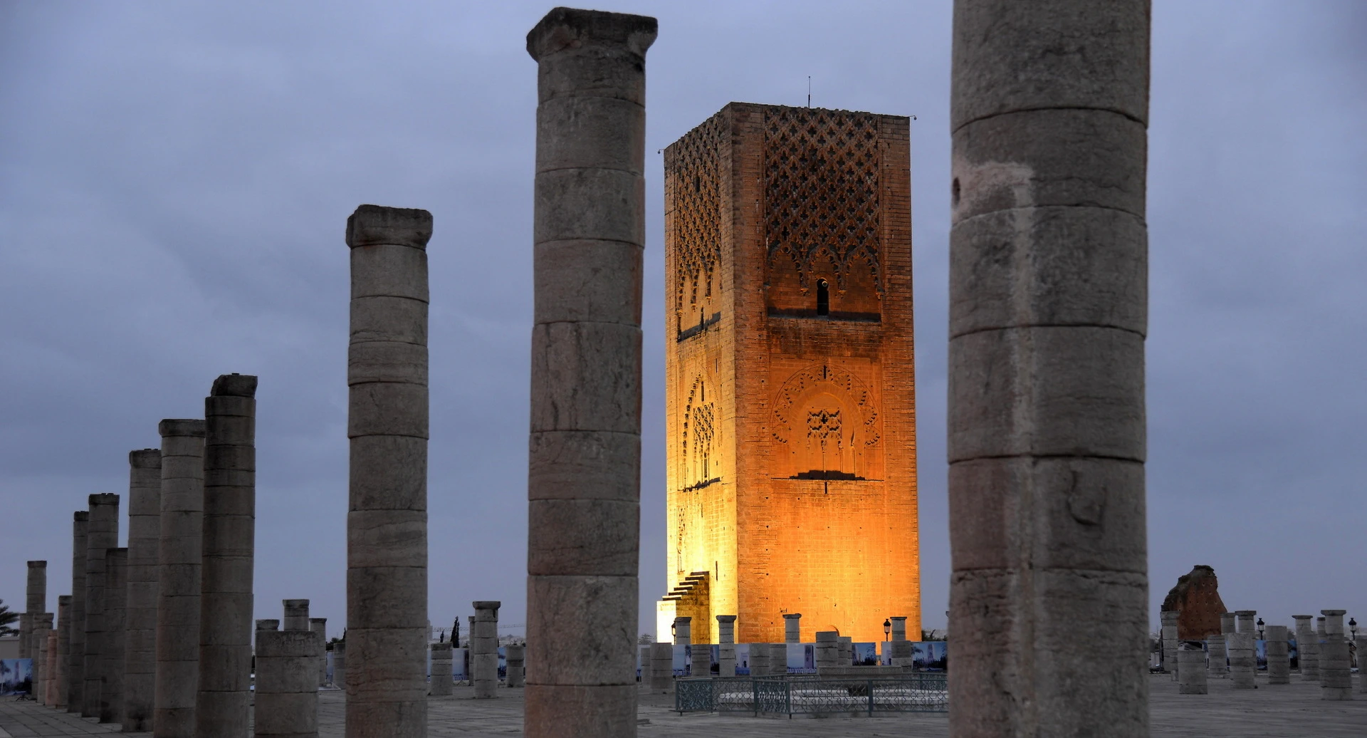 hassan tower monument